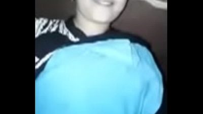 32 saal ki bhabhi ne plumber ka lund liya