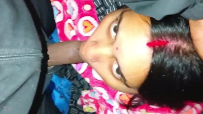 Hot bhabhi ko chusaaya apna bada lund