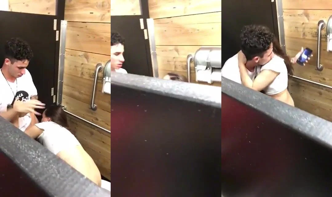 Public Toilet Mai Chudai Karte Hue Ka Sex Video