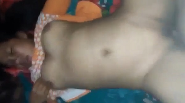 Nepali Paying Guest Ko Lund Diya Makanmalik Ne