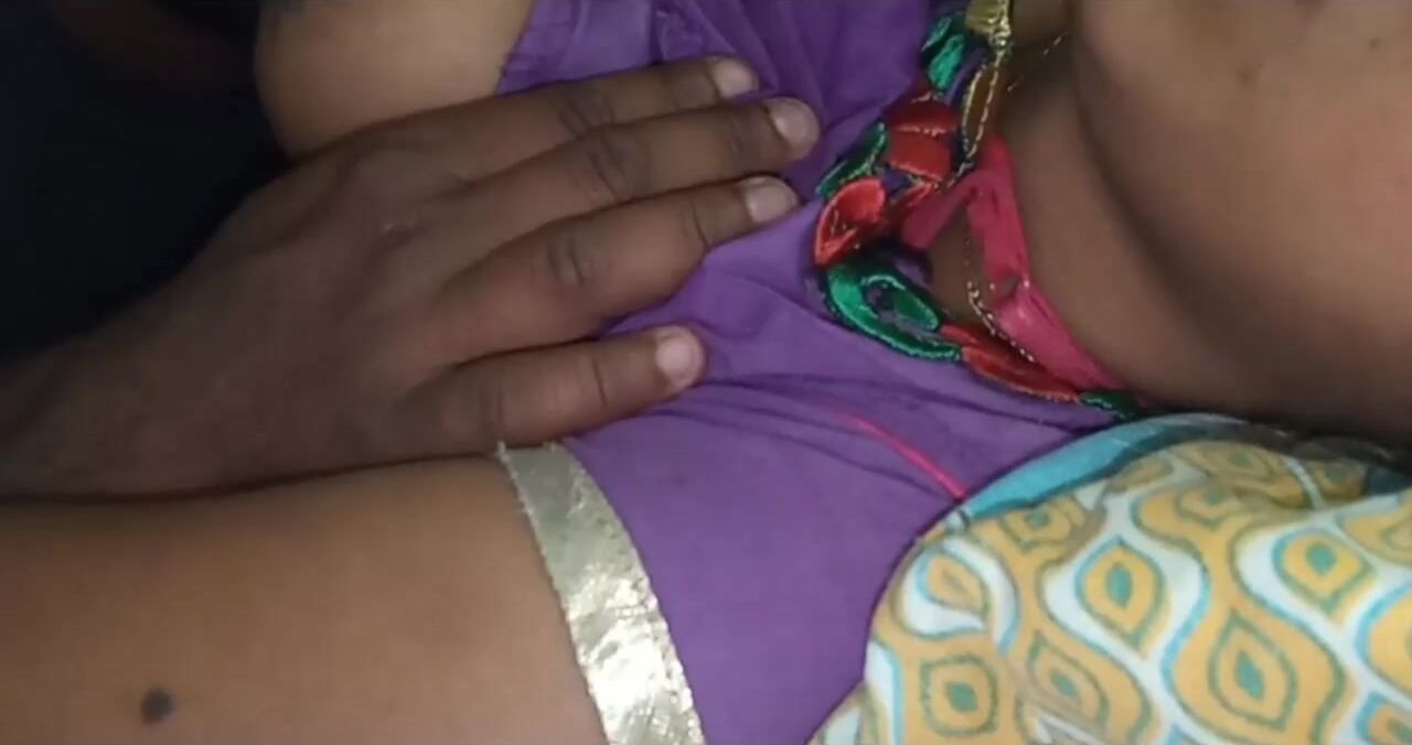 Pati Ko Chuchi Ka Doodh Pila Ke Chud Gai Bhabhi